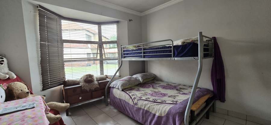 2 Bedroom Property for Sale in Waterval East North West